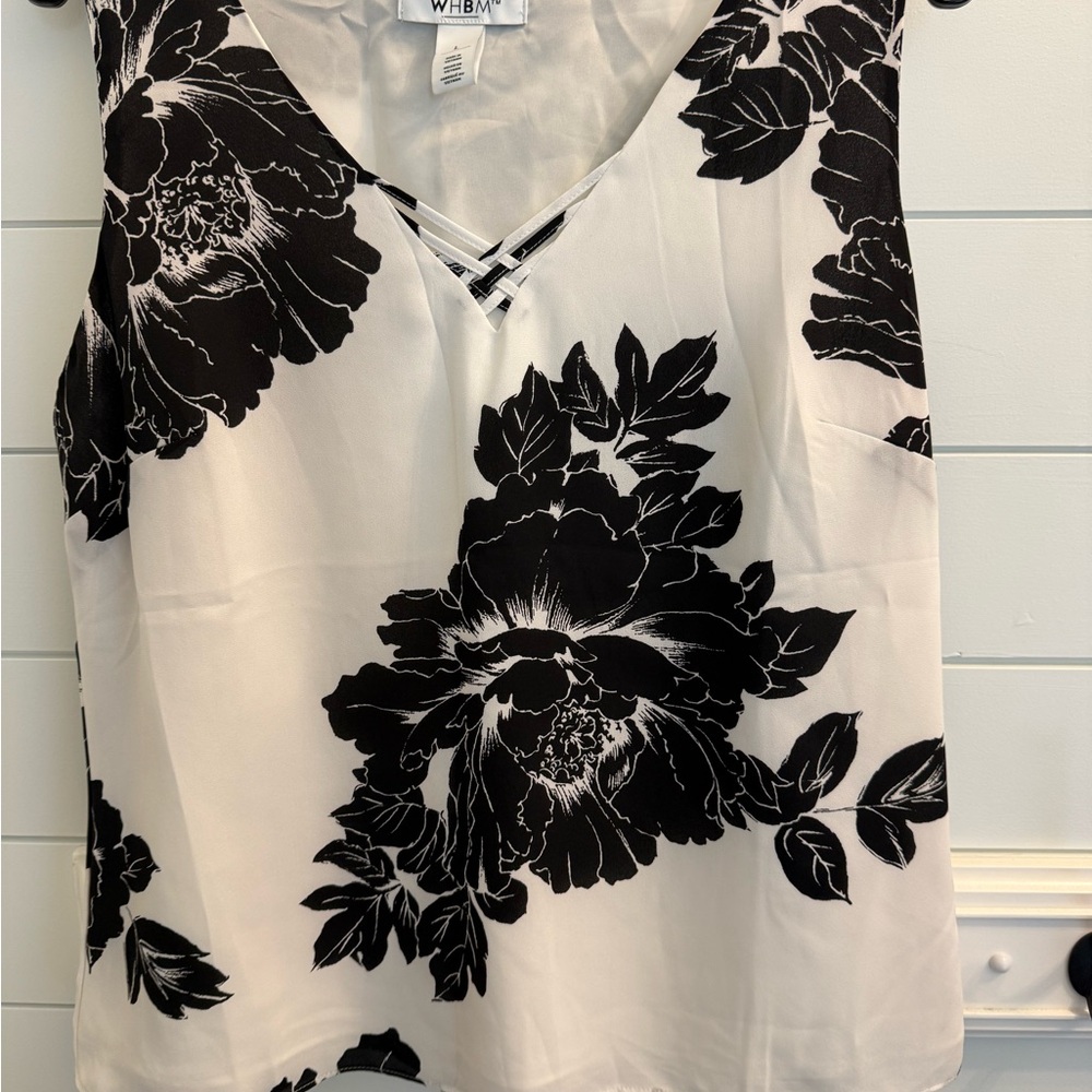 White House Black Market Floral V-Neck Blouse